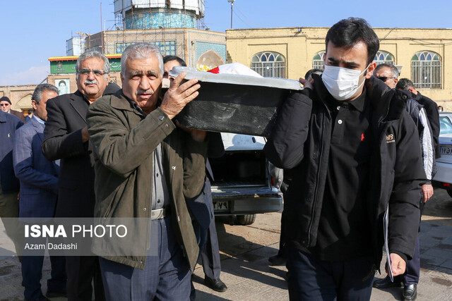 «ناصر تکمیل همایون» به خاک سپرده شد 4