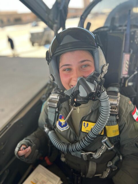 اولین خلبان زن لبنان1