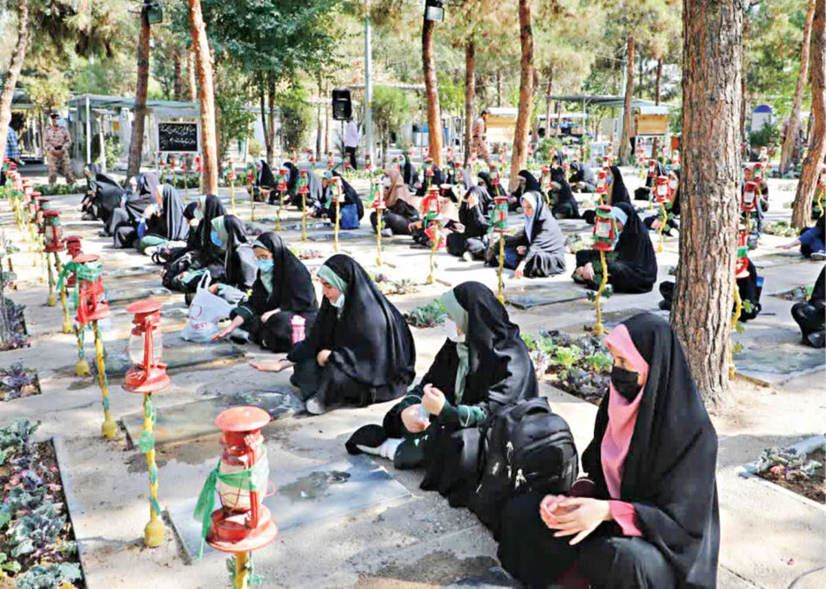 ماجرای اردوی «بهشت زهرا گردی» چه بود؟