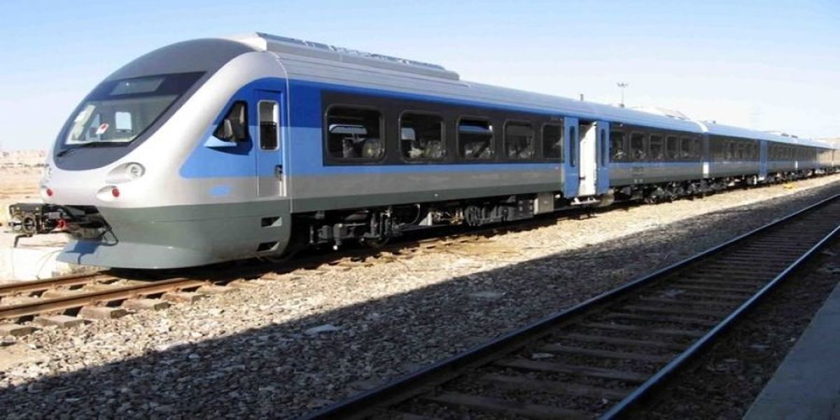 ورود اولین قطار کانتینری ریلی به ایران