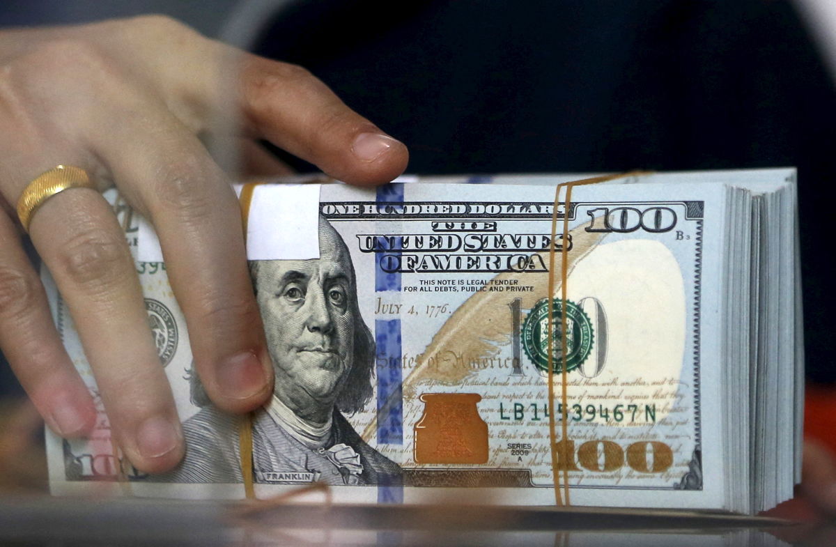 شوک به بازار ارز ایران/ قیمت دلار صعودی شد