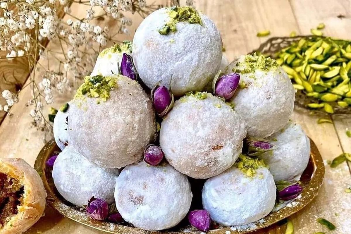 قطاب، یک شیرینی خوشمزه + طرز تهیه