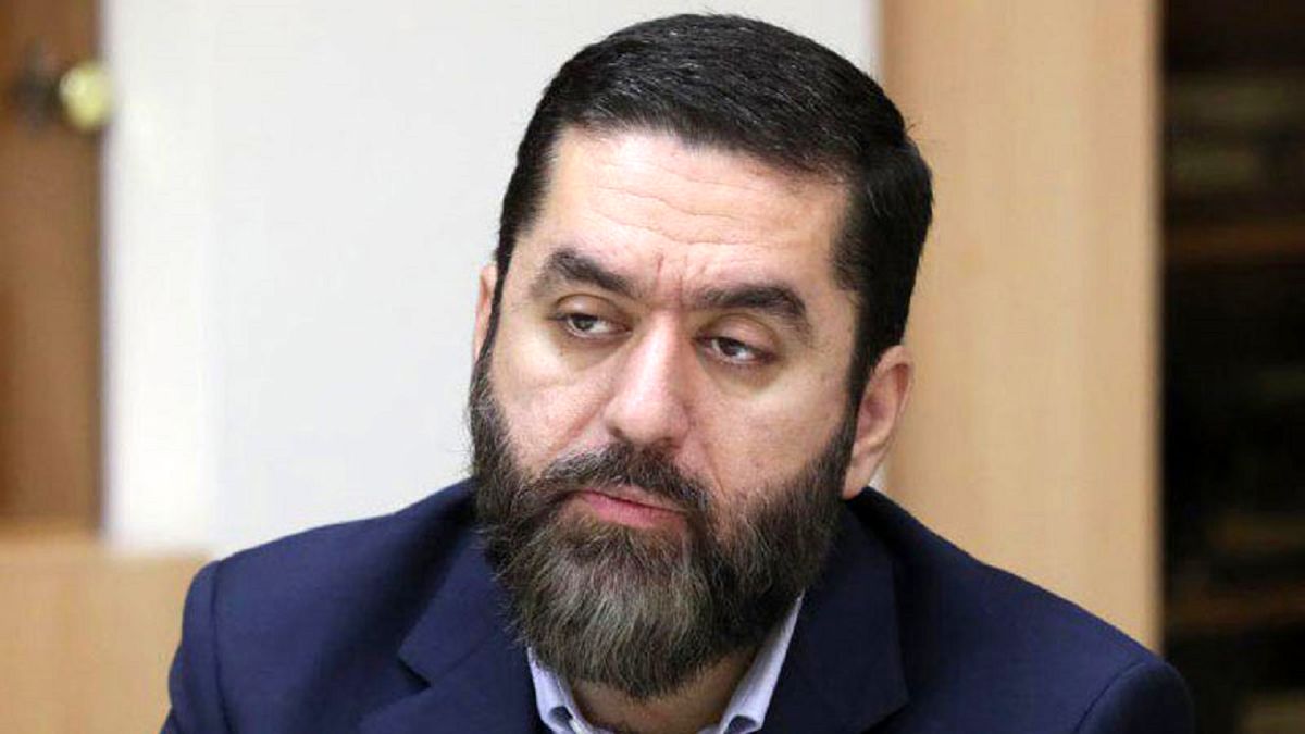 توهین مشاور قالیباف به روحانی: فرزند سرخه، اما پررو مثل سنگ پای قزوین