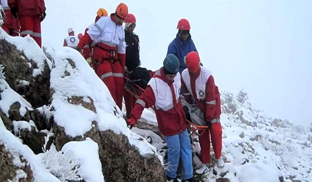 سقوط ناگهانی دو مرد و یک زن اصفهانی