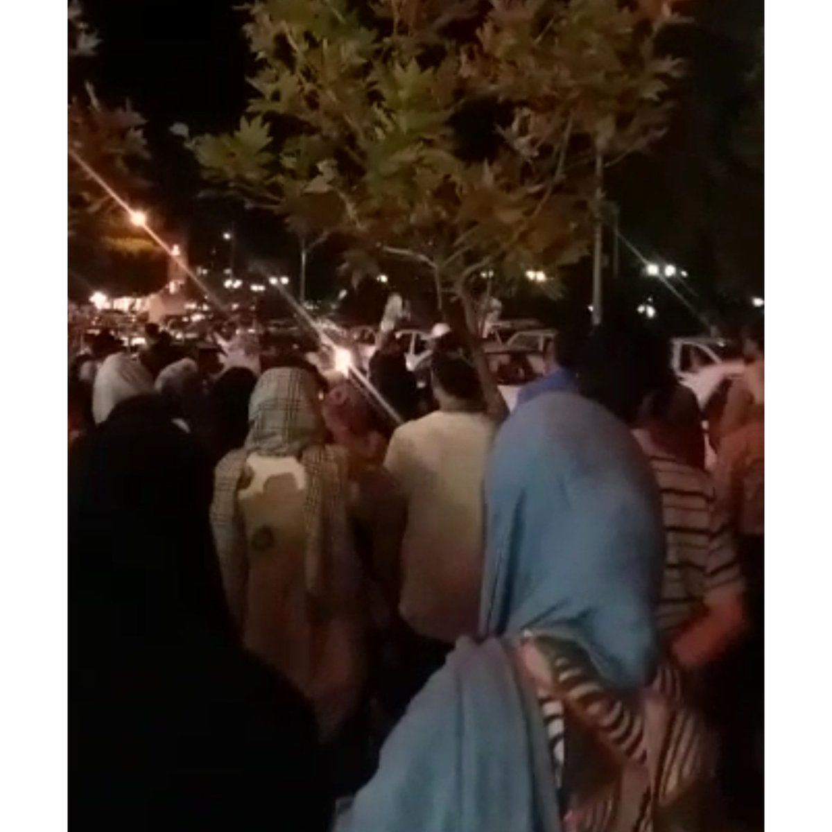 اعتراض شبانه مردم همدان به مشکل بیآبی